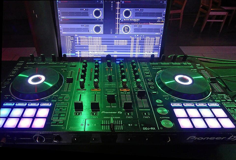 Pioneer DJ DDJ-1000 Controller — Jakarta Selatan Music Equipment rental Jakarta Selatan