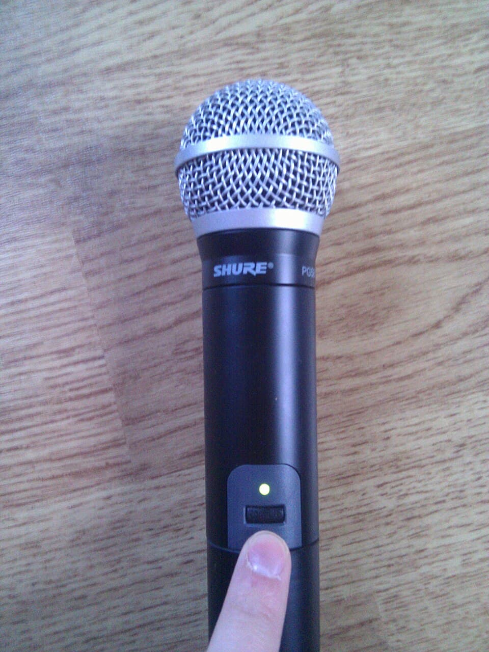 Shure SM58 Wireless Mic Set — Jakarta Selatan Music Equipment rental Jakarta Selatan