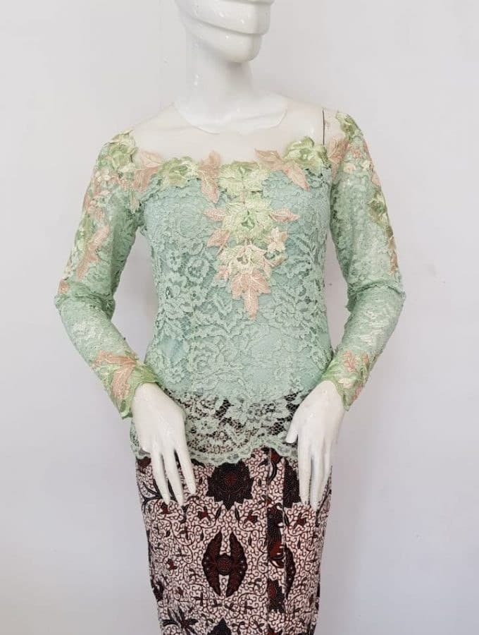 Penjahit Kebaya Yogyakarta Fashion & Apparel rental Jogja