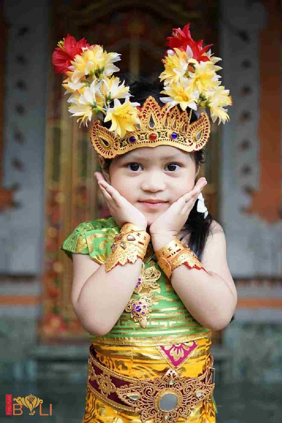 Lokasi Foto Busana Adat Bali Fashion & Apparel rental Bali